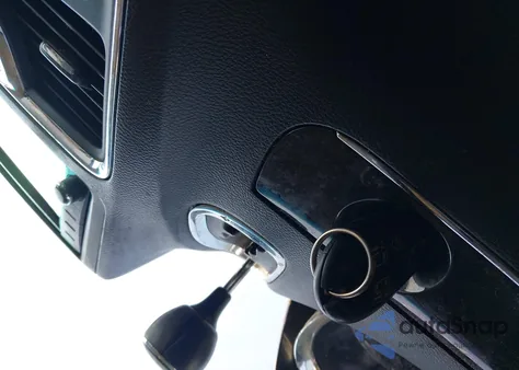 2012 Chrysler Town & Country Touring из США, поврежденный, VIN 2C4RC1BG8CR401420